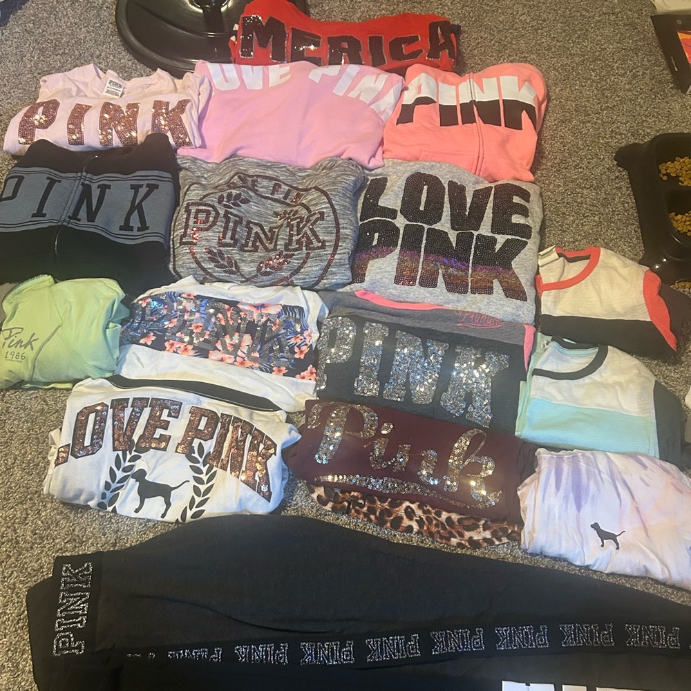 PINK Victoria's Secret Short Sleeve Tees - Assorted Colors